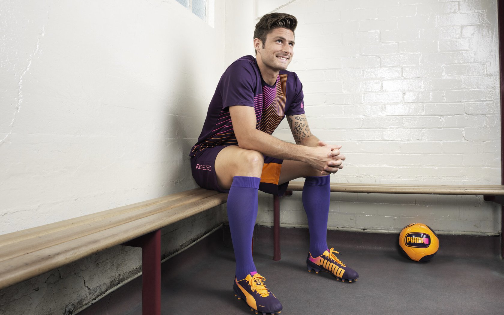 11场28球 西甲第1!巴萨进攻火力超皇马:全队11人破门,西甲巴萨对阵皇马