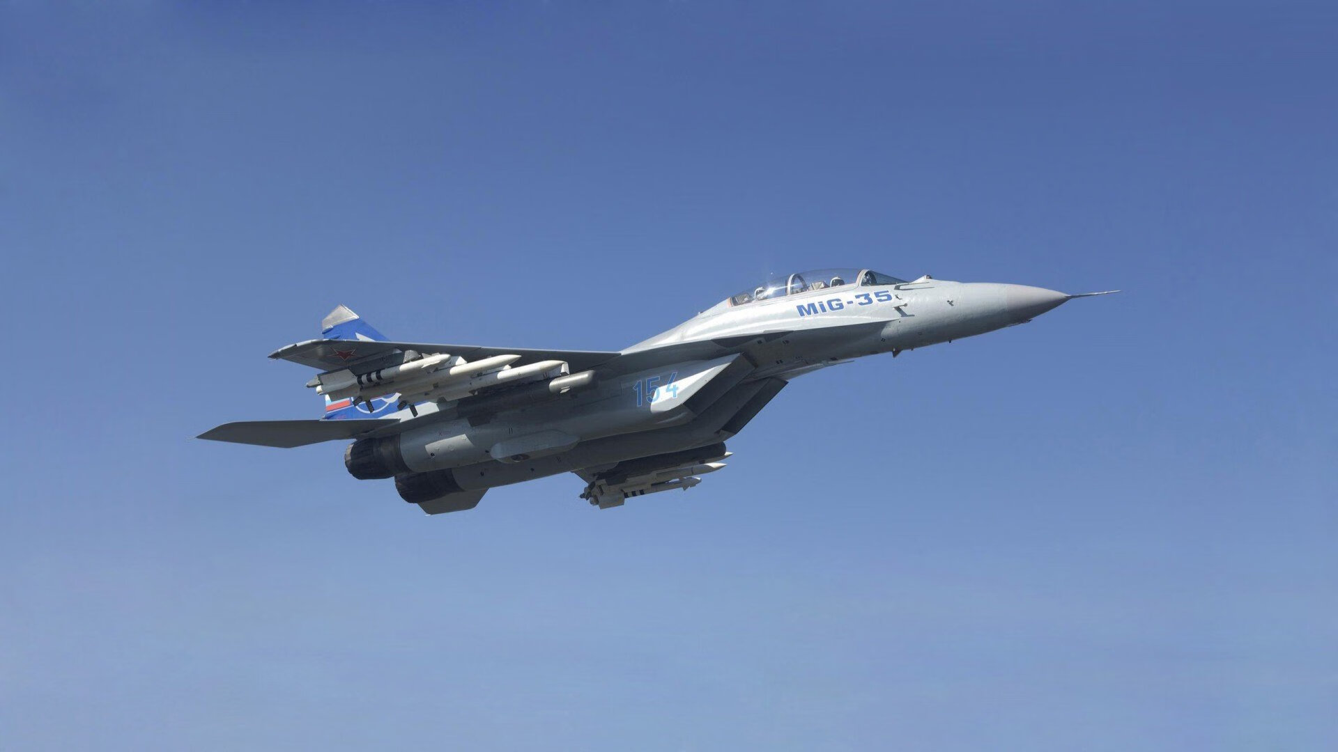 开云体育在线登入-中超8月颁奖 蓉城主帅锋霸荣获最佳奖，成都蓉城替补中超