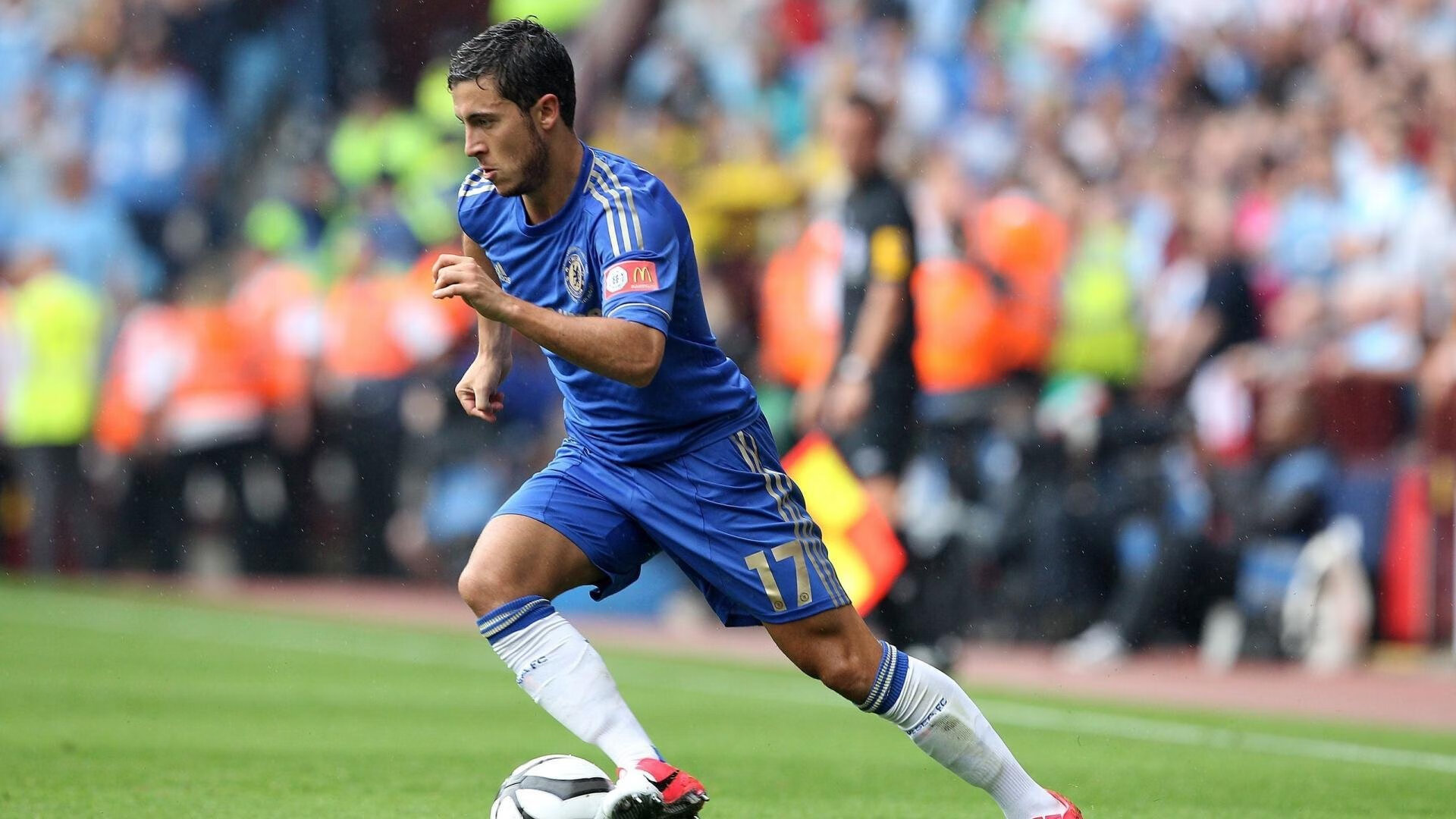 决赛红牌风波加剧球队困境，联赛的红牌影响欧冠吗